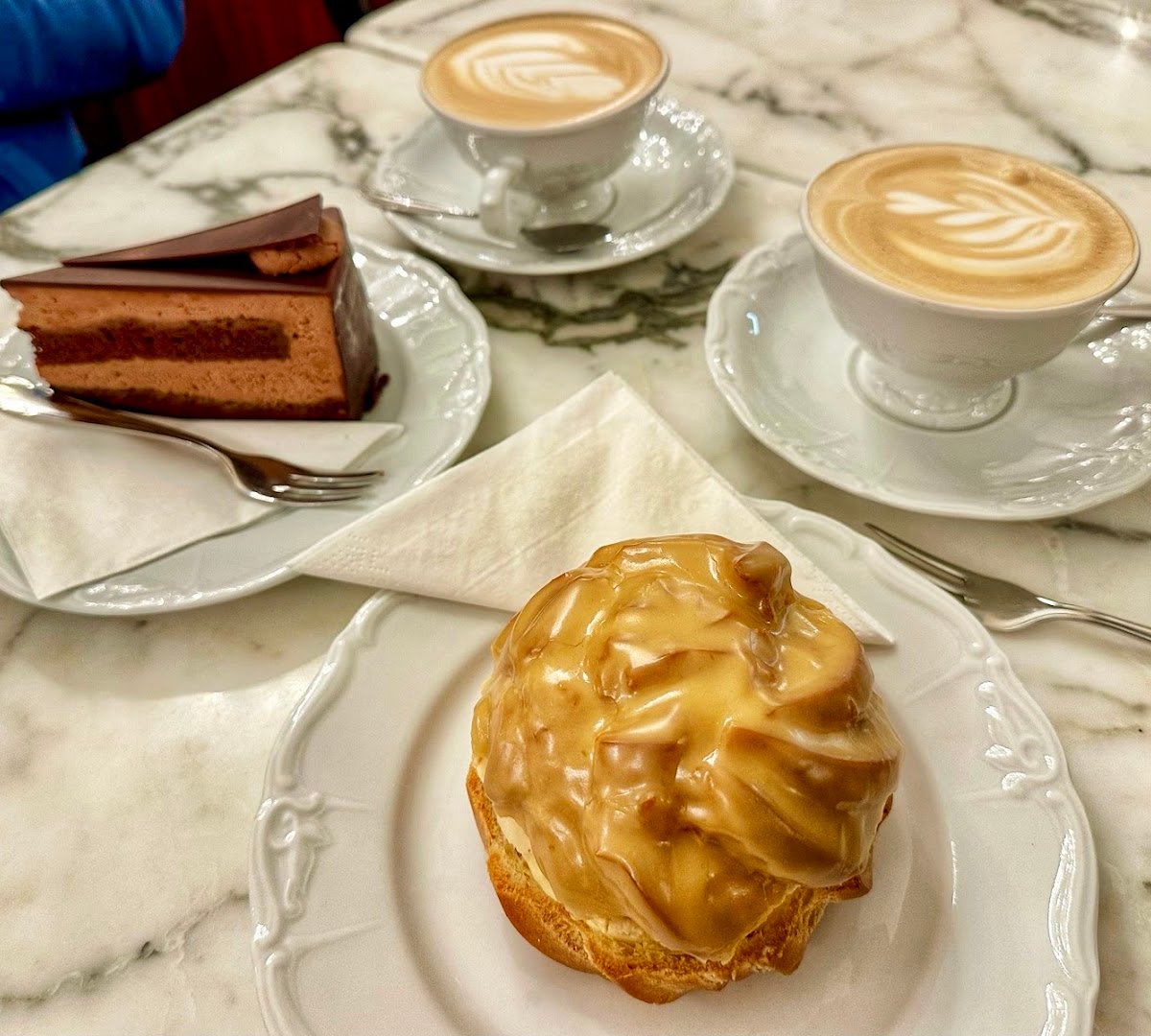 Coffee at Cukrarna Mysak, specialty coffee shop in Prague