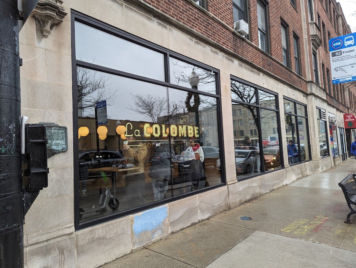 La Colombe Coffee Workshop specialty coffee shop in Chicago - photo 7