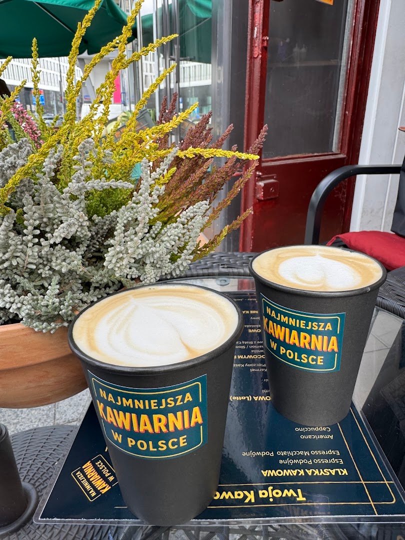 Coffee at Najmniejsza Kawiarnia w Polsce, specialty coffee shop in Warsaw