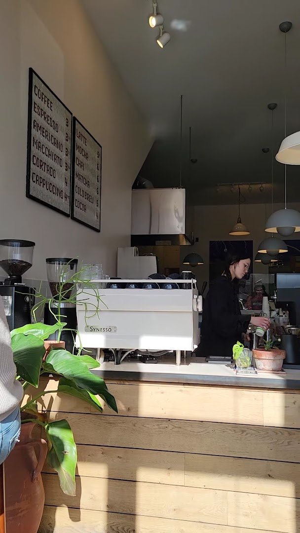 Alba specialty coffee shop in Detroit - photo 3