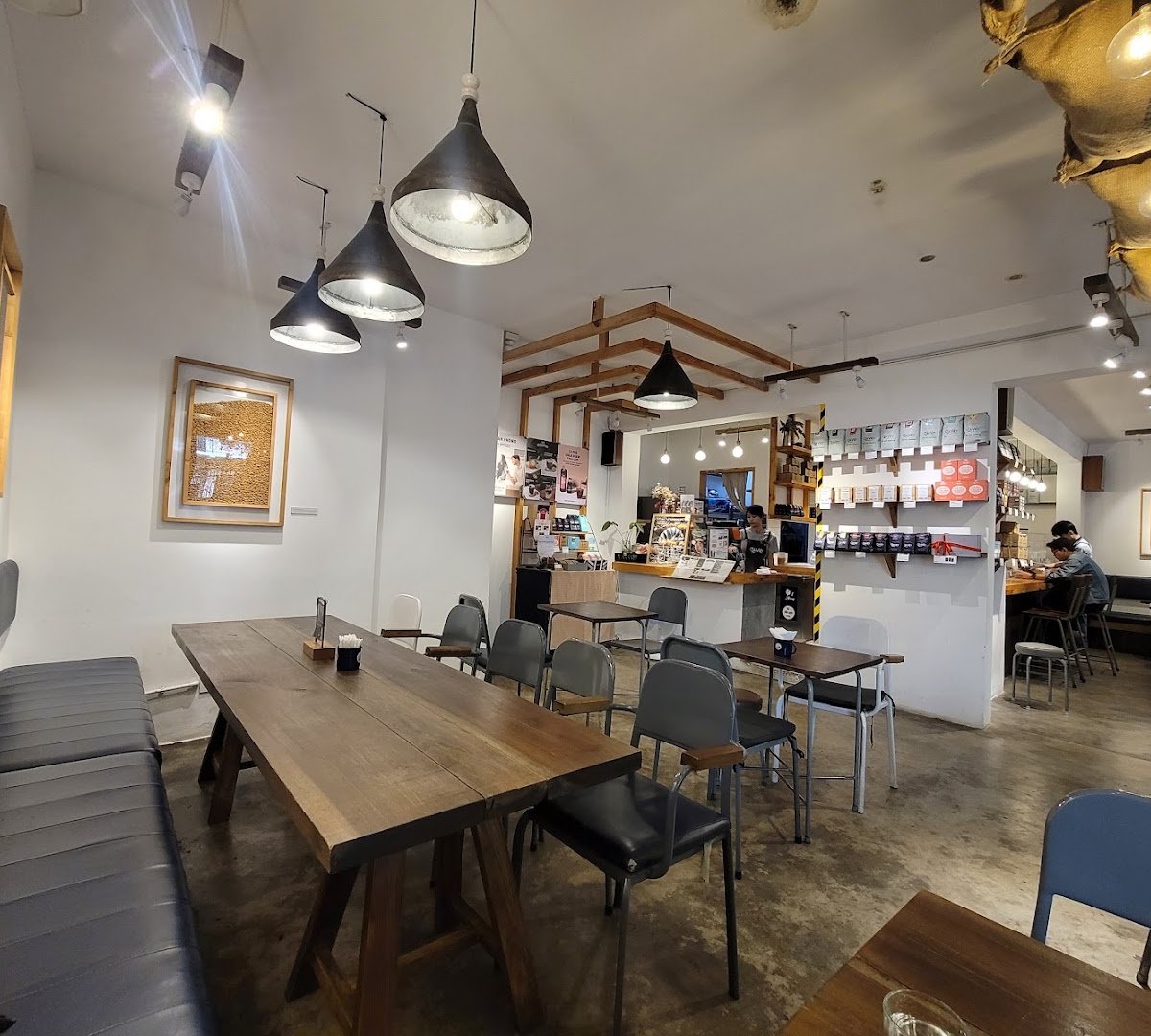 La Viet Coffee Saigon specialty coffee shop in Ho Chi Minh City - photo 3