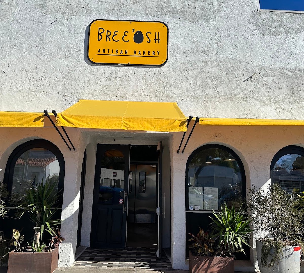 Storefront of Bree'Osh, specialty coffee shop in Santa Barbara