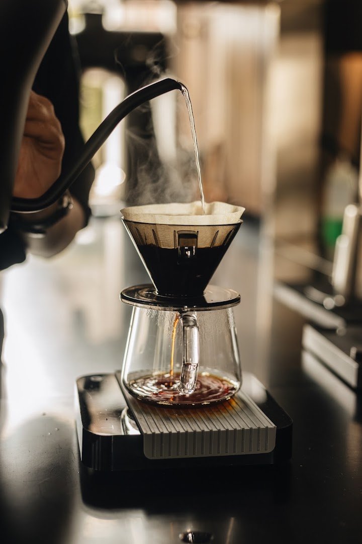 Coffee at Combi Coffee Roasters, specialty coffee shop in Porto