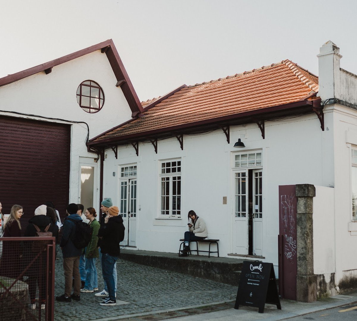 Storefront of Combi Coffee Roasters, specialty coffee shop in Porto
