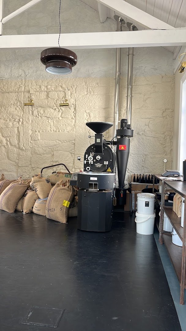 Interior of Combi Coffee Roasters, specialty coffee shop in Porto