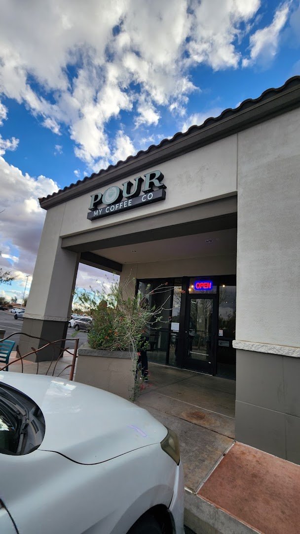 Pour My Coffee specialty coffee shop in Tucson - photo 10