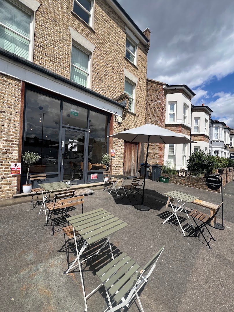 Third Coffee specialty coffee shop in London - photo 4