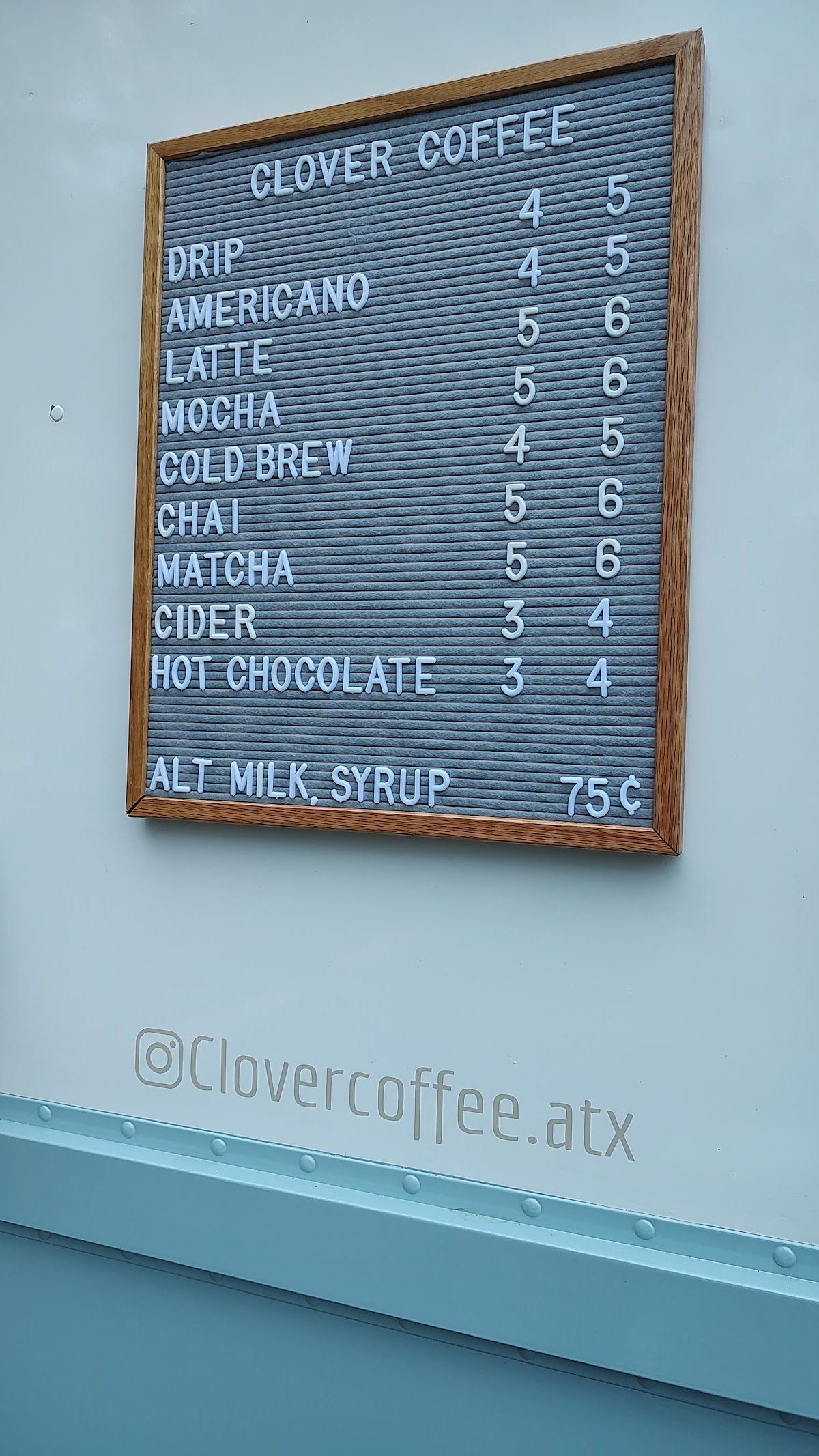 Clover Coffee specialty coffee shop in Austin - photo 10