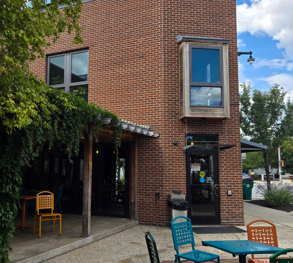 Storefront of Colectivo Coffee Bay View, specialty coffee shop in Milwaukee