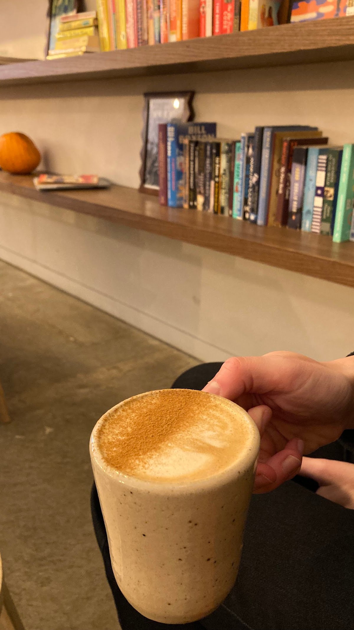 Rua Coffee Bar specialty coffee shop in London - photo 7