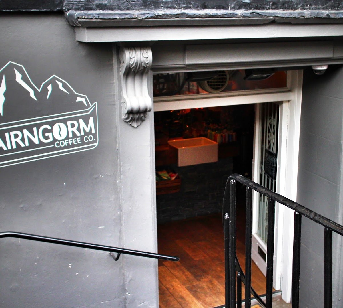 Storefront of Cairngorm Coffee, specialty coffee shop in Edinburgh