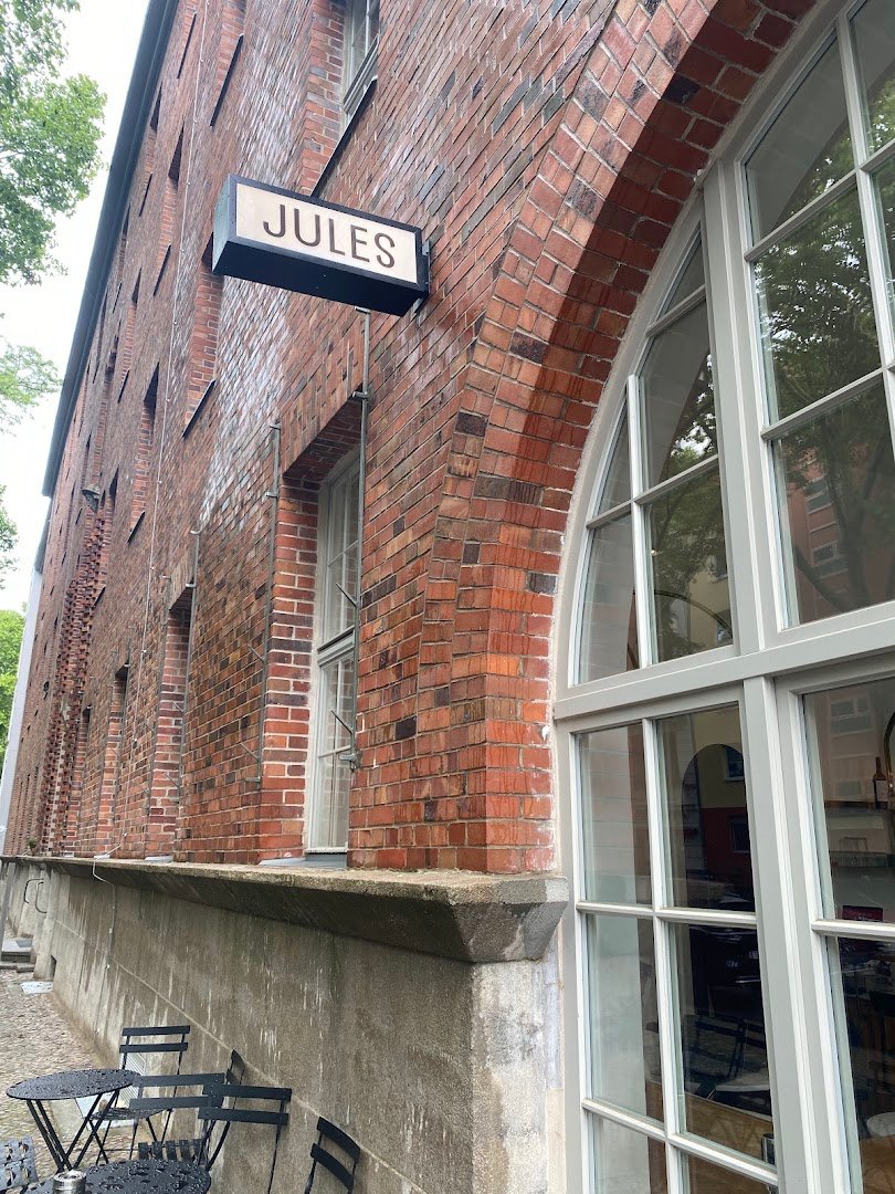 Jules Geisberg specialty coffee shop in Berlin - photo 10