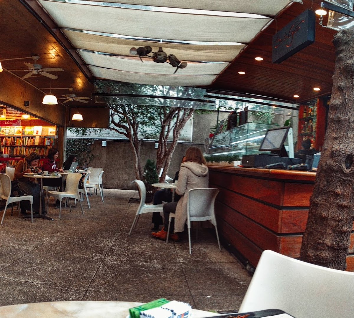 Interior of Santo Grão - Vila Madalena, specialty coffee shop in São Paulo