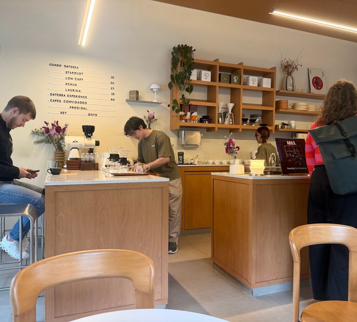 Interior of Sarta Coffee, specialty coffee shop in São Paulo