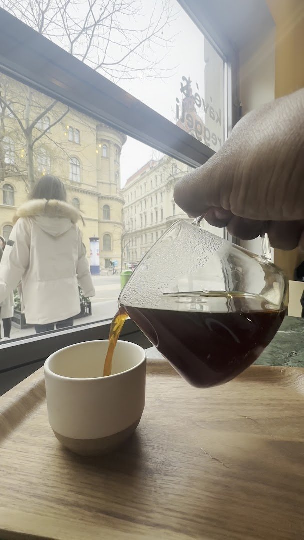 SixLetter Coffee Co. - Specialty Coffee Bar & Breakfast, Brunch specialty coffee shop in Budapest - photo 11