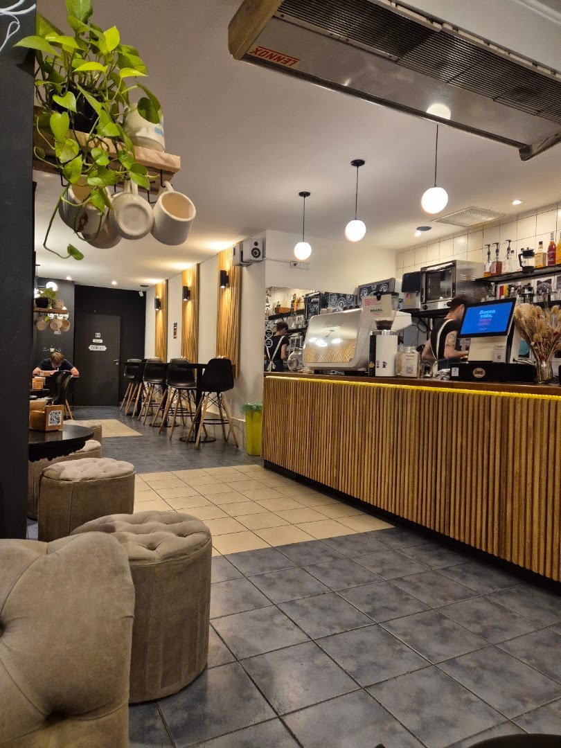 Edison Café specialty coffee shop in Buenos Aires - photo 2
