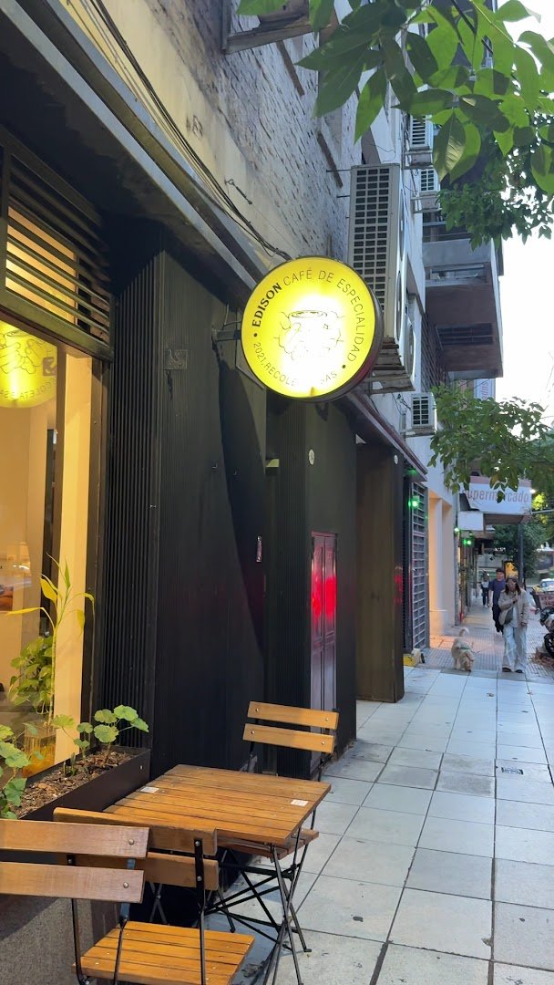 Edison Café specialty coffee shop in Buenos Aires - photo 8