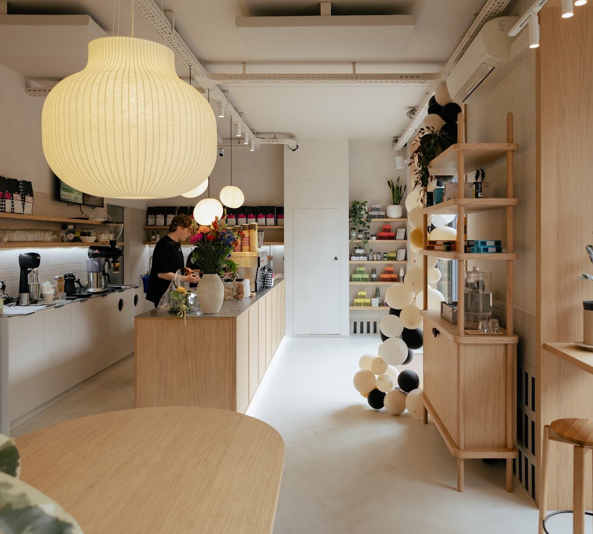 The Miners Сoffee Oud-West specialty coffee shop in Amsterdam - photo 5