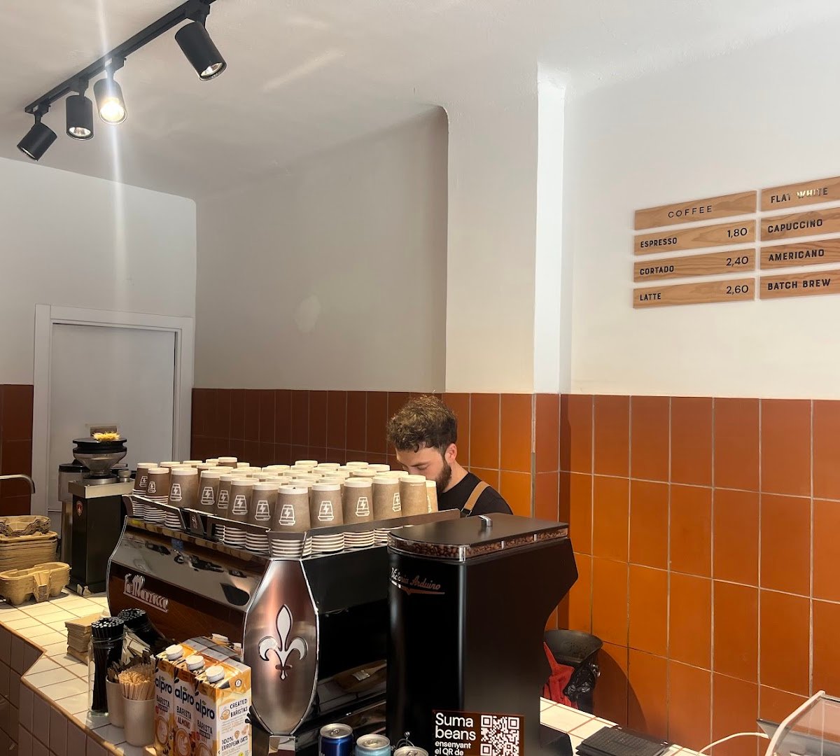 Syra Coffee - Via Augusta specialty coffee shop in Barcelona - photo 9