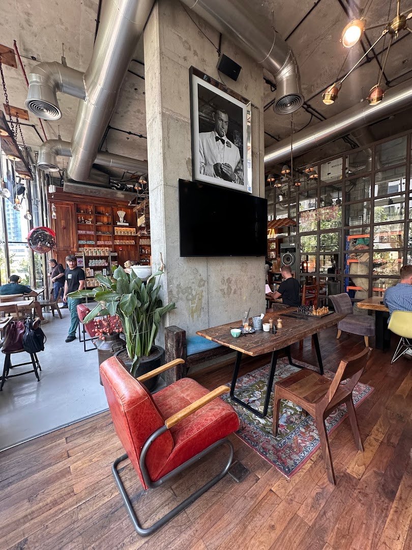 Pedja's Kraft Koffee - Coffee Roastery, Specialty Coffee Beans, Breakfast, Pizza & More | Al Sufouh, Barsha specialty coffee shop in Dubai - photo 6