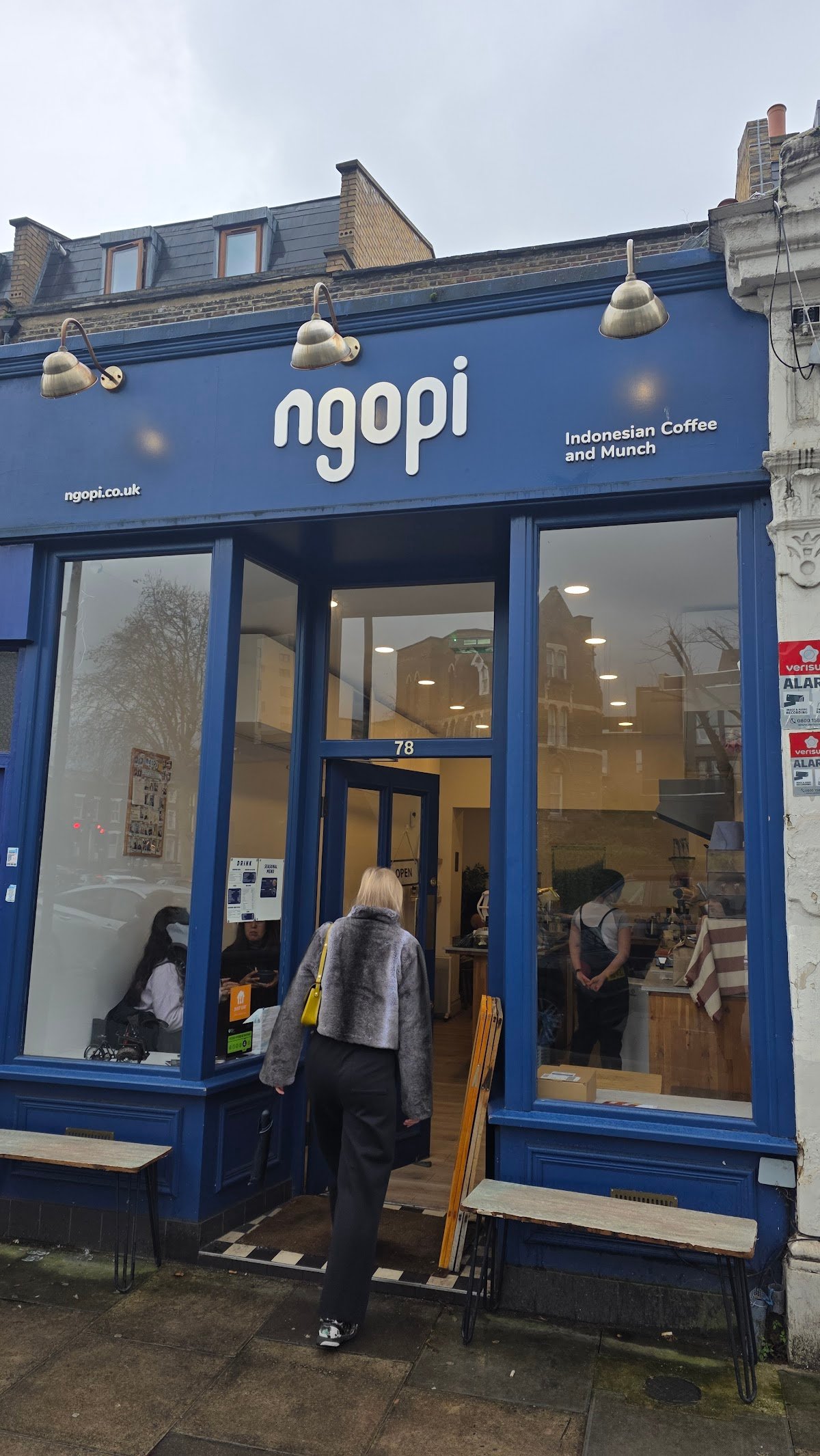 Ngopi UK specialty coffee shop in London - photo 5