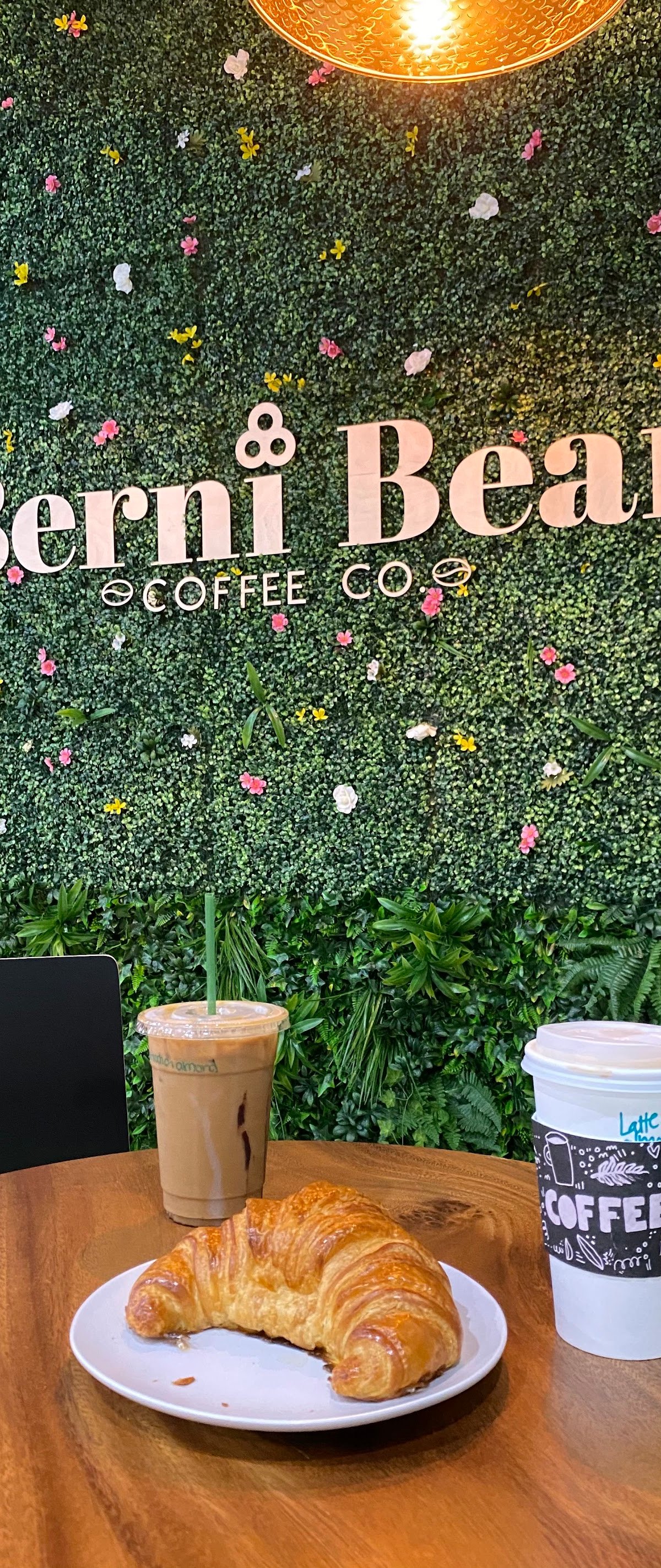 The Berni Bean Coffee Company specialty coffee shop in Dallas - photo 12