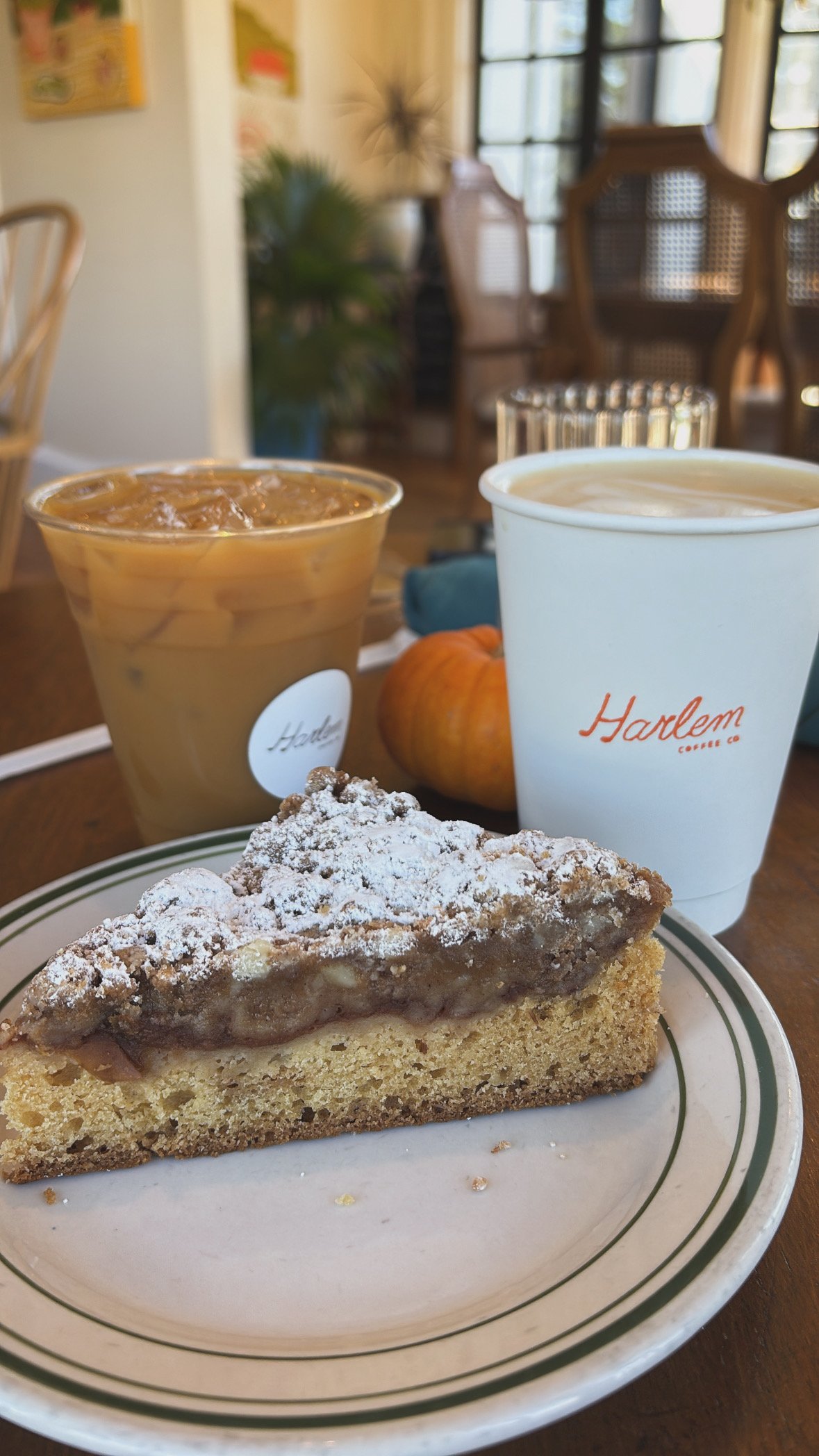 Harlem Coffee, Co. specialty coffee shop in Phoenix - photo 2