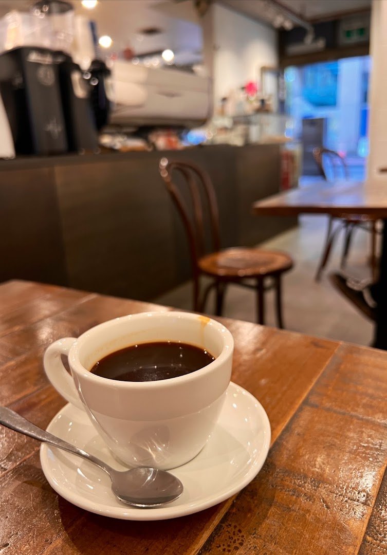 Normcore specialty coffee shop in Sydney - photo 3