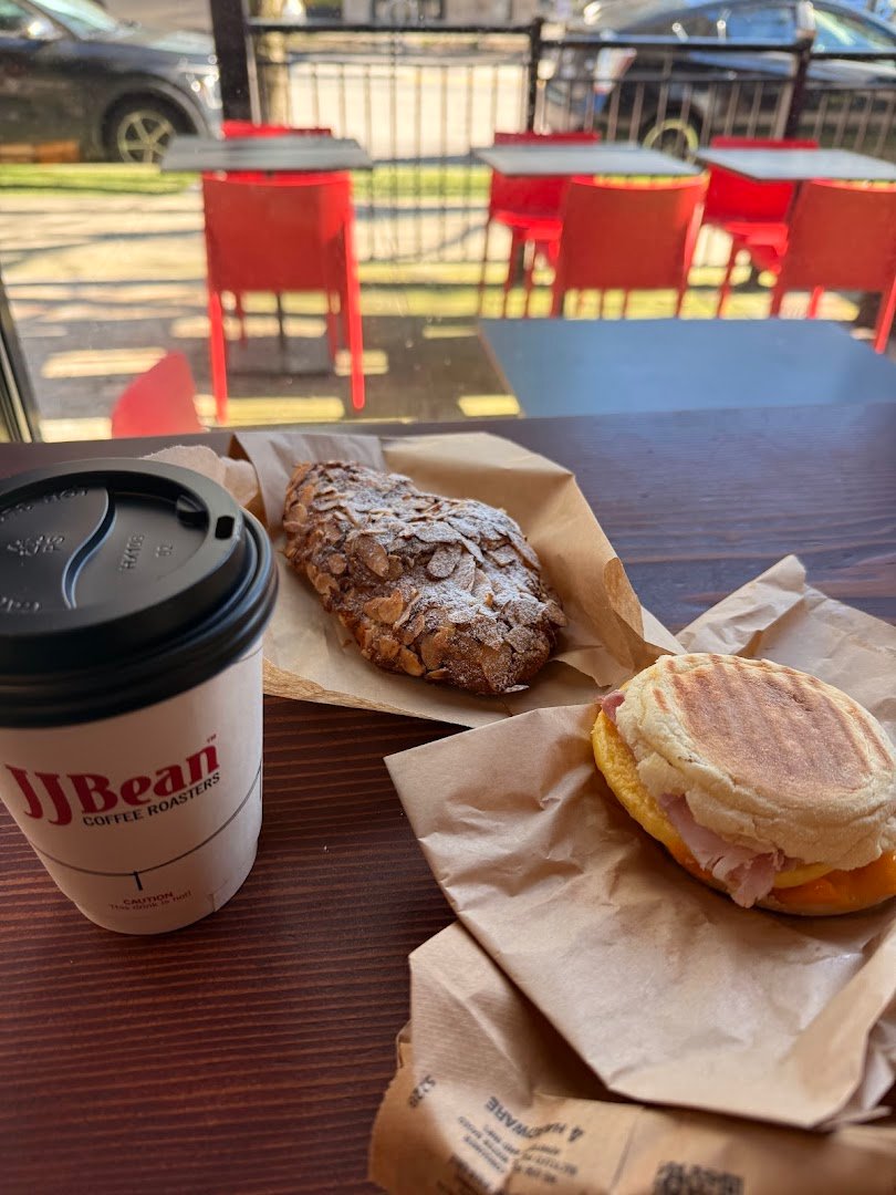 JJ Bean Coffee Roasters specialty coffee shop in Vancouver - photo 7