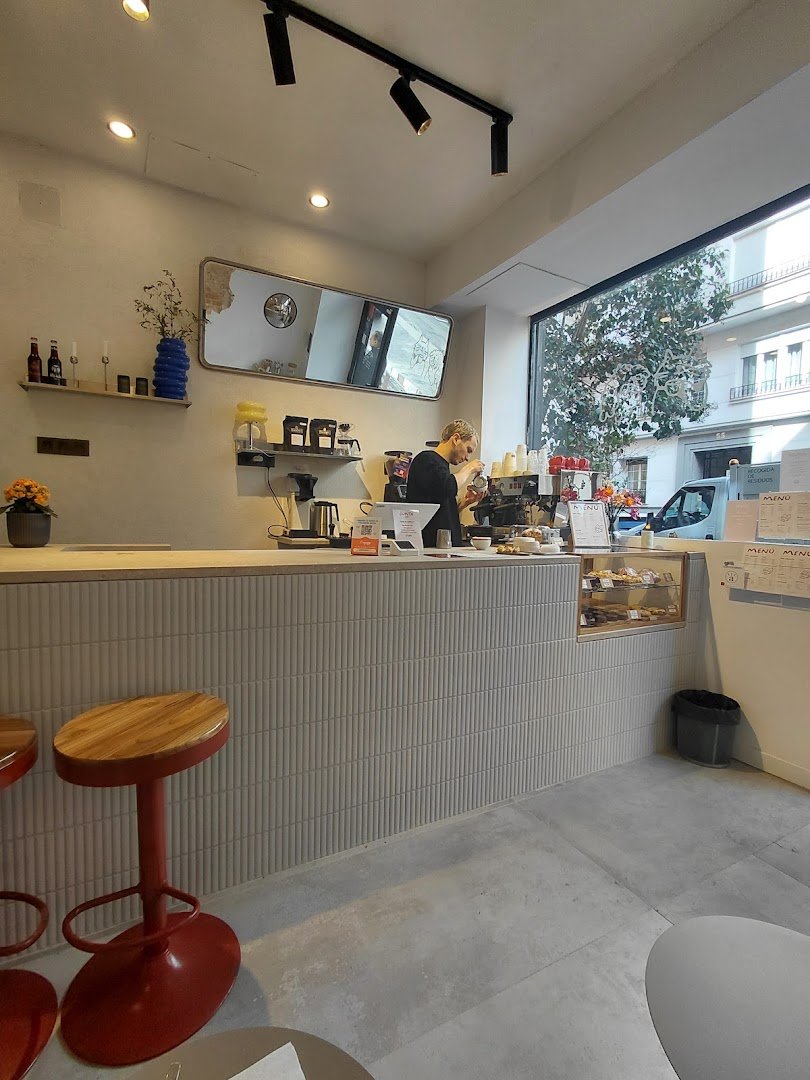 Junta Café - Specialty coffee specialty coffee shop in Madrid - photo 7