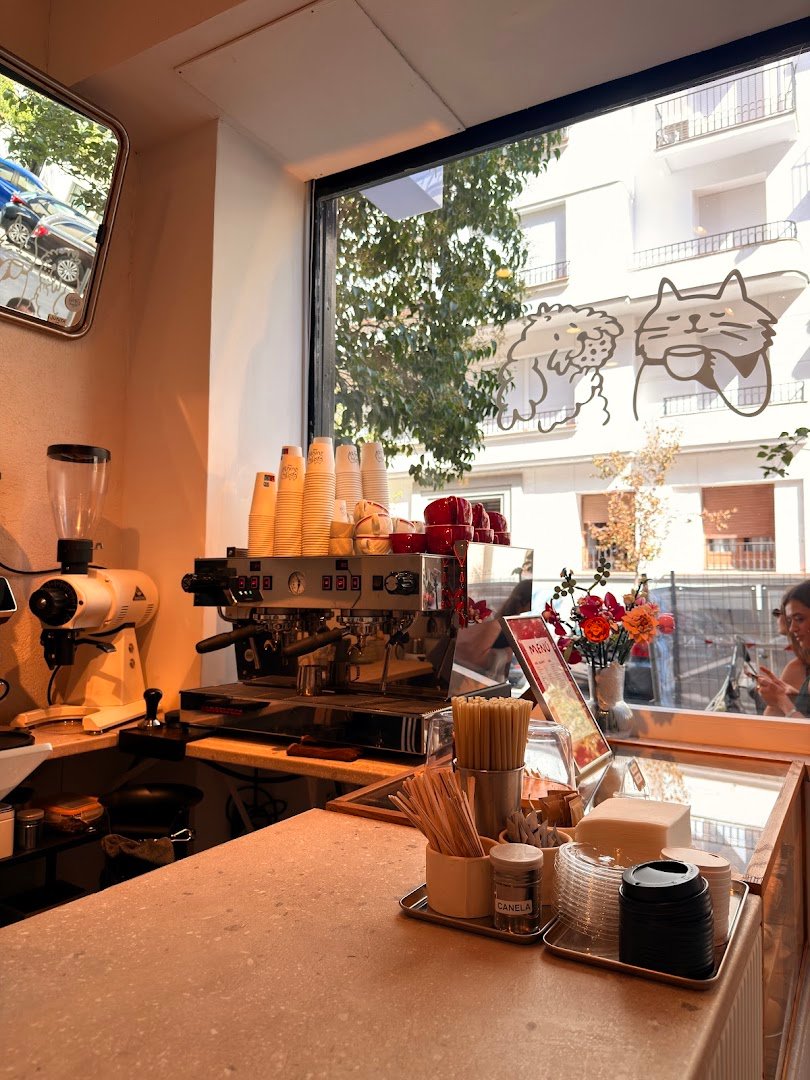 Junta Café - Specialty coffee specialty coffee shop in Madrid - photo 9