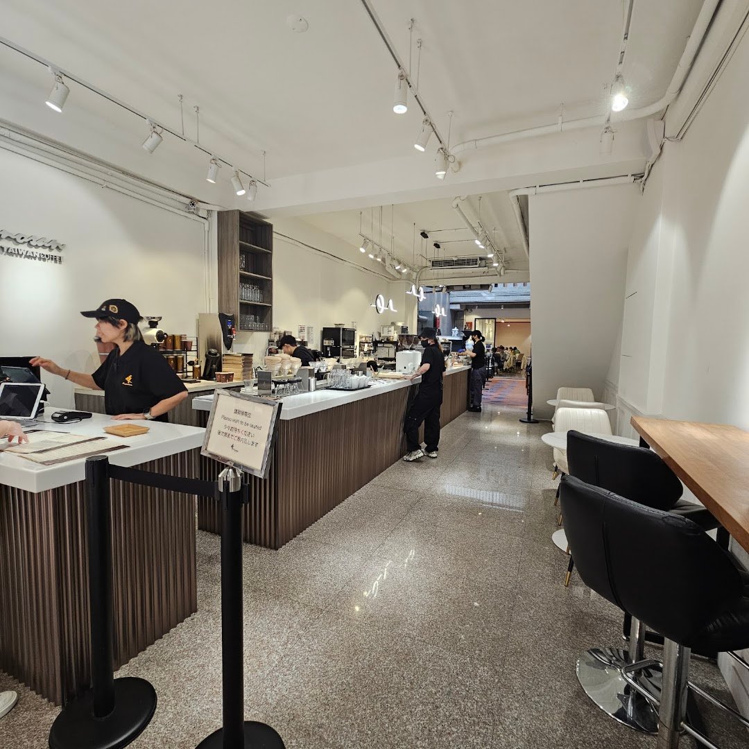 SanFormosan Café & Roastory Dihua Shop specialty coffee shop in Taipei - photo 10