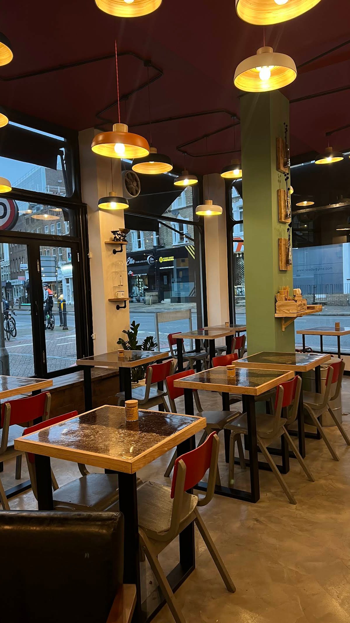 Artisan Coffee specialty coffee shop in London - photo 10