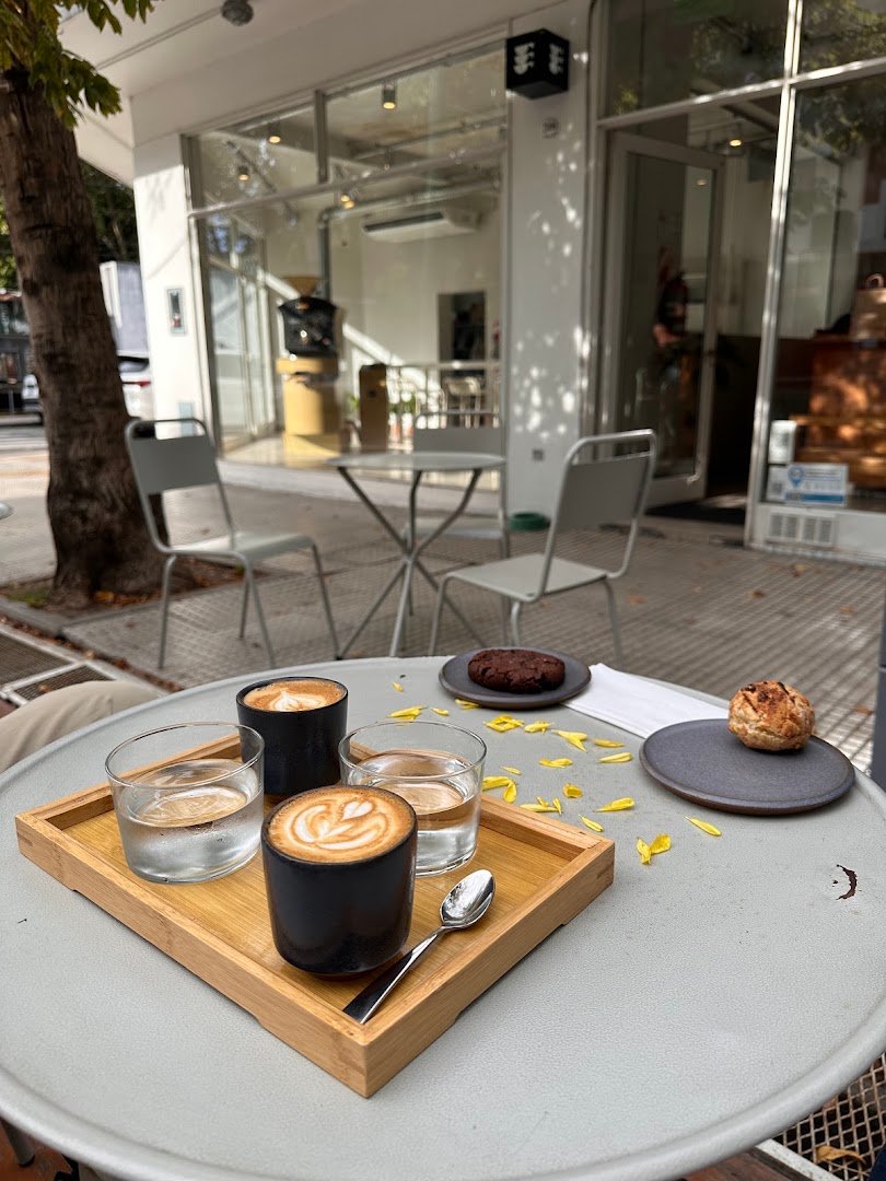 Tres specialty coffee shop in Buenos Aires - photo 5
