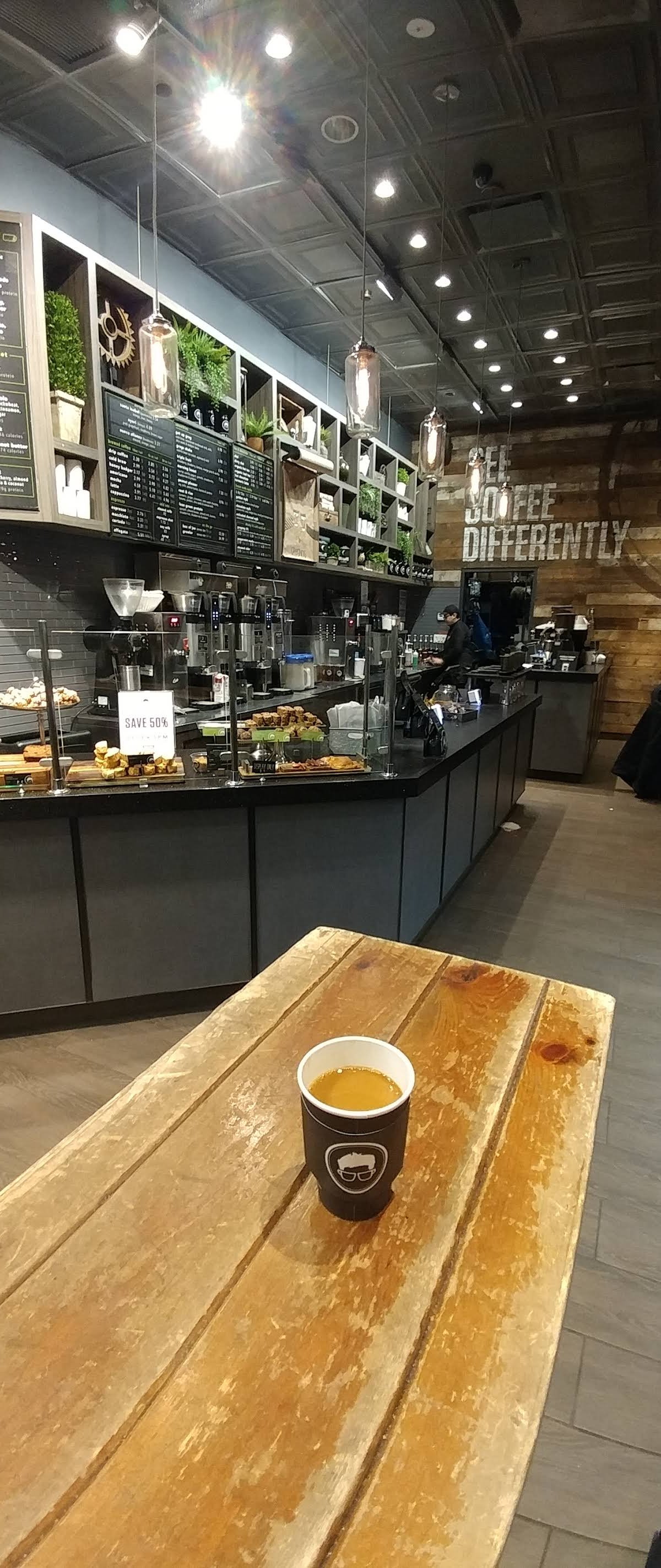 Gregorys Coffee specialty coffee shop in New York - photo 4