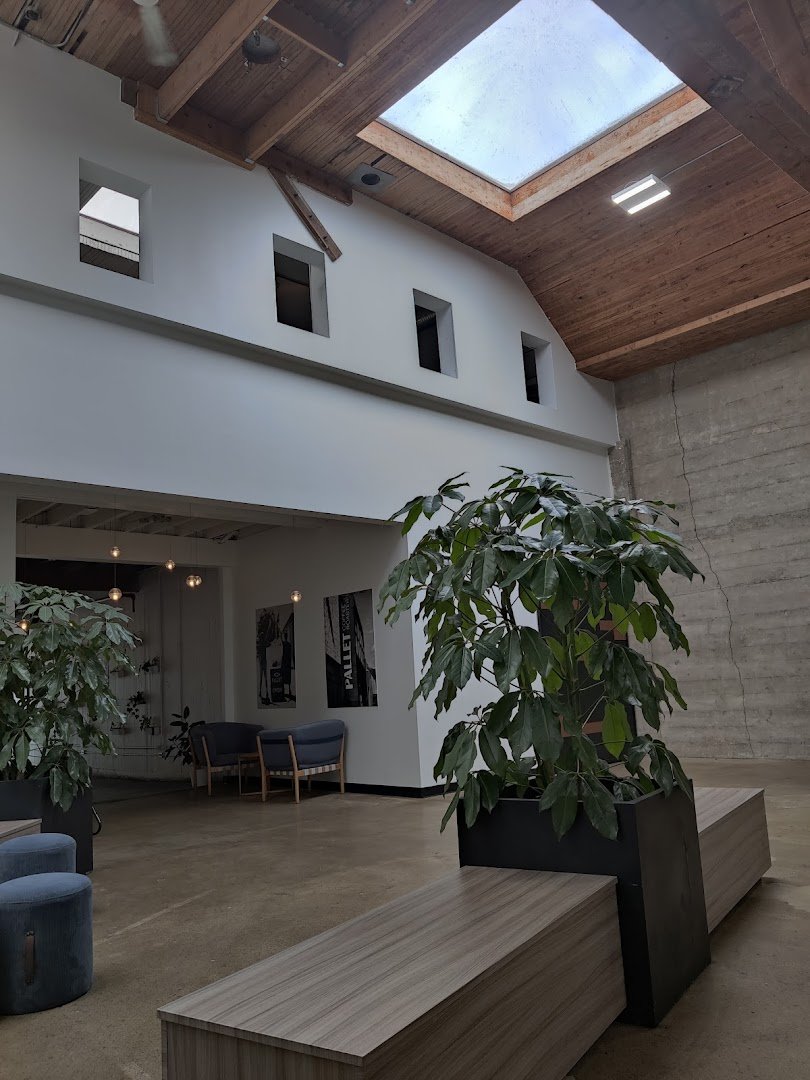 Pallet Coffee Roasters - Roastery, Cafe & HQ specialty coffee shop in Vancouver - photo 16