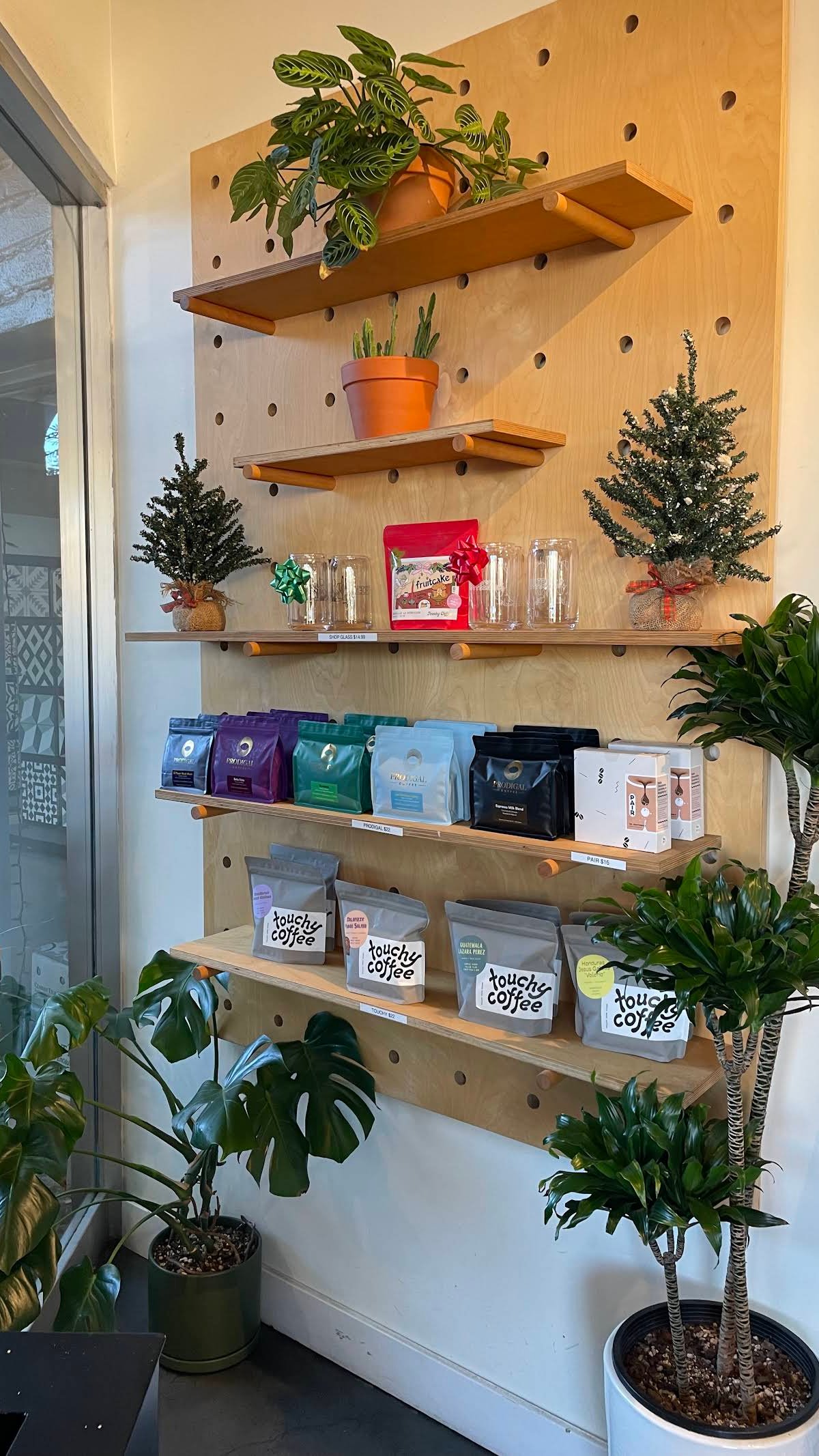 Berdena's specialty coffee shop in Phoenix - photo 8