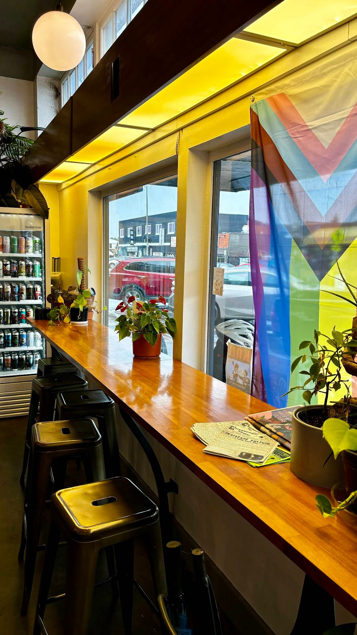 Moonshot Coffee specialty coffee shop in Seattle - photo 10