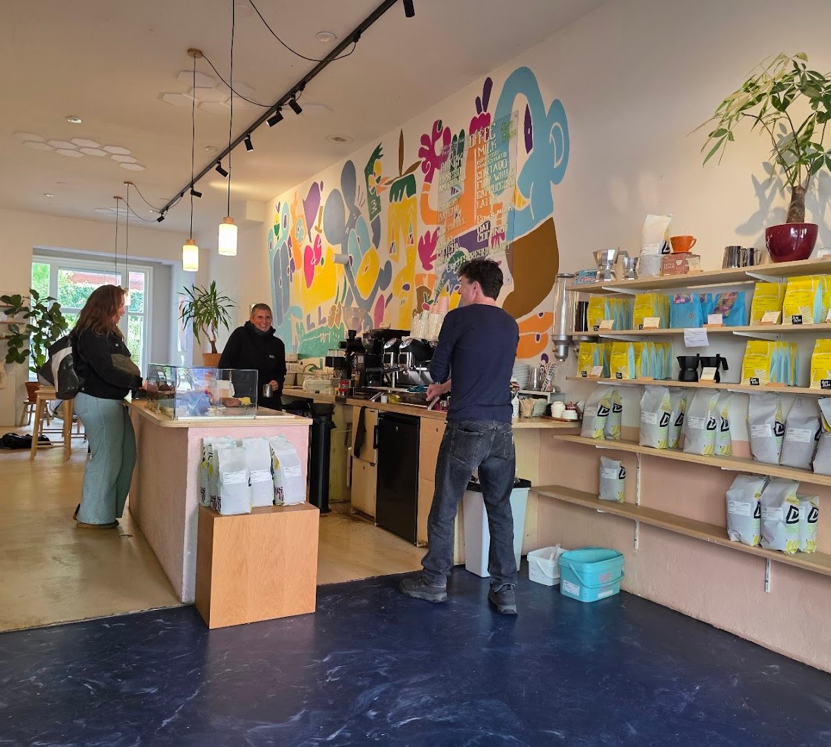 Rum Baba coffeeroasters Shop & Brew-bar East specialty coffee shop in Amsterdam - photo 11