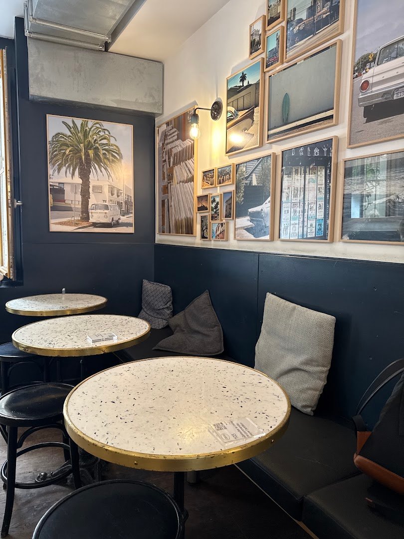 Café Dose specialty coffee shop in Paris - photo 4