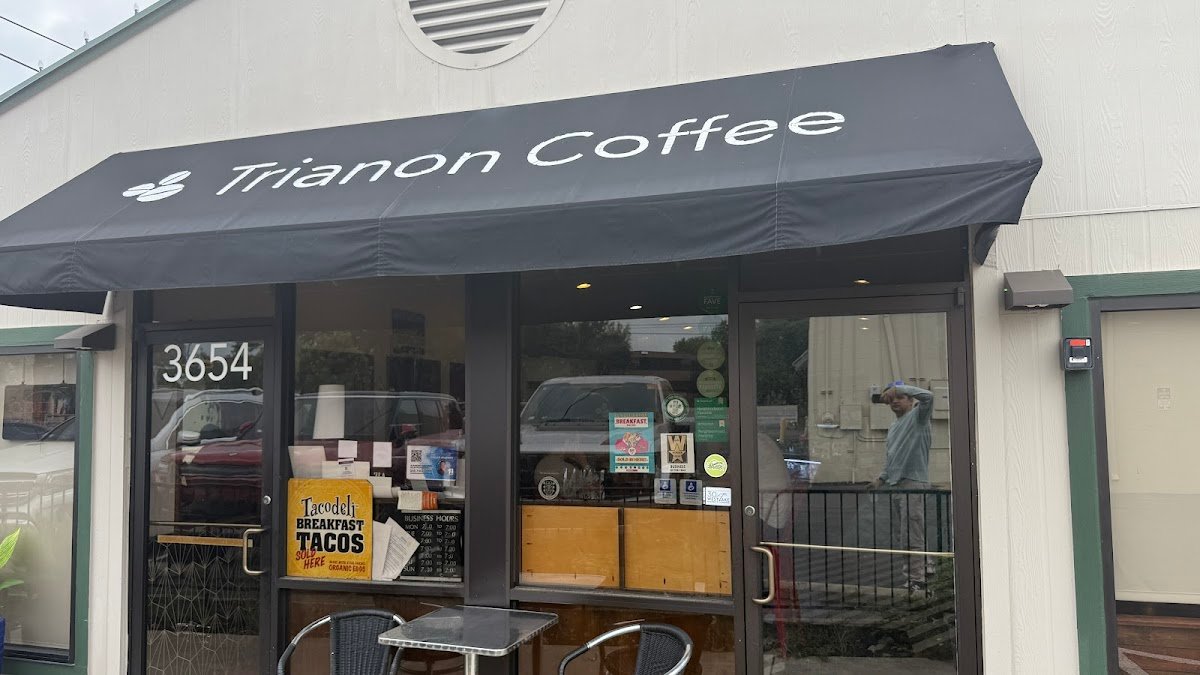 Trianon Coffee specialty coffee shop in Austin - photo 2