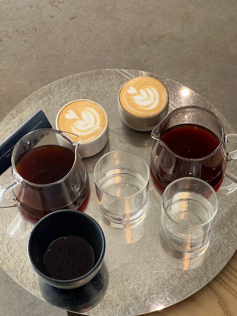 Dak Showroom by Dak Coffee Roasters specialty coffee shop in Amsterdam - photo 8