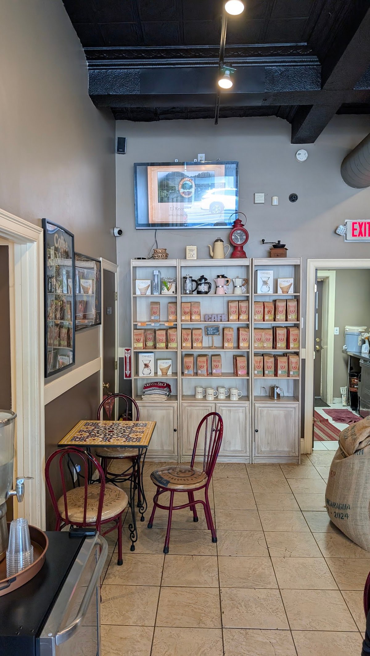 Recreo Coffee & Roasterie specialty coffee shop in Boston - photo 9