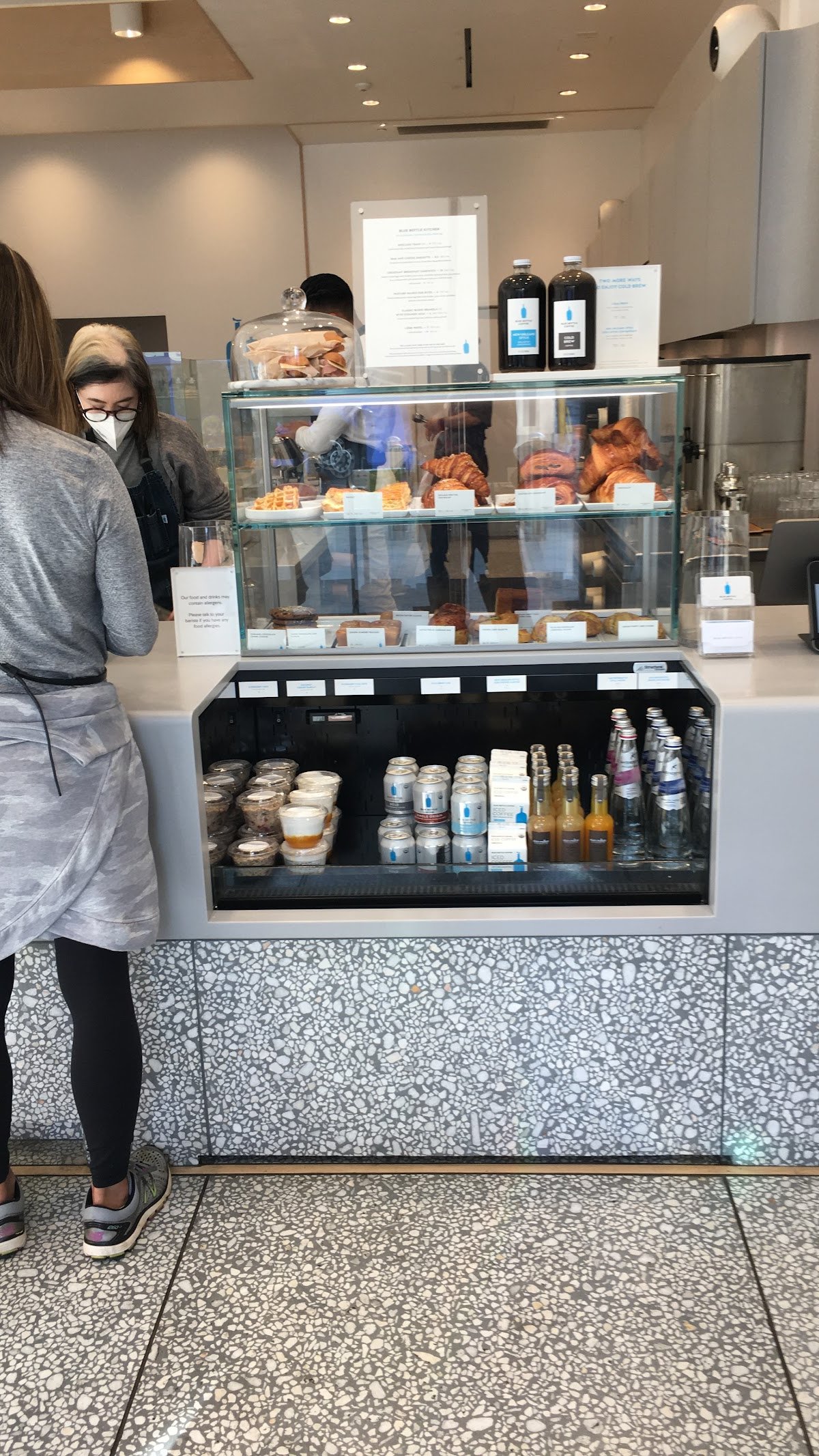 Blue Bottle Coffee specialty coffee shop in Los Angeles - photo 2