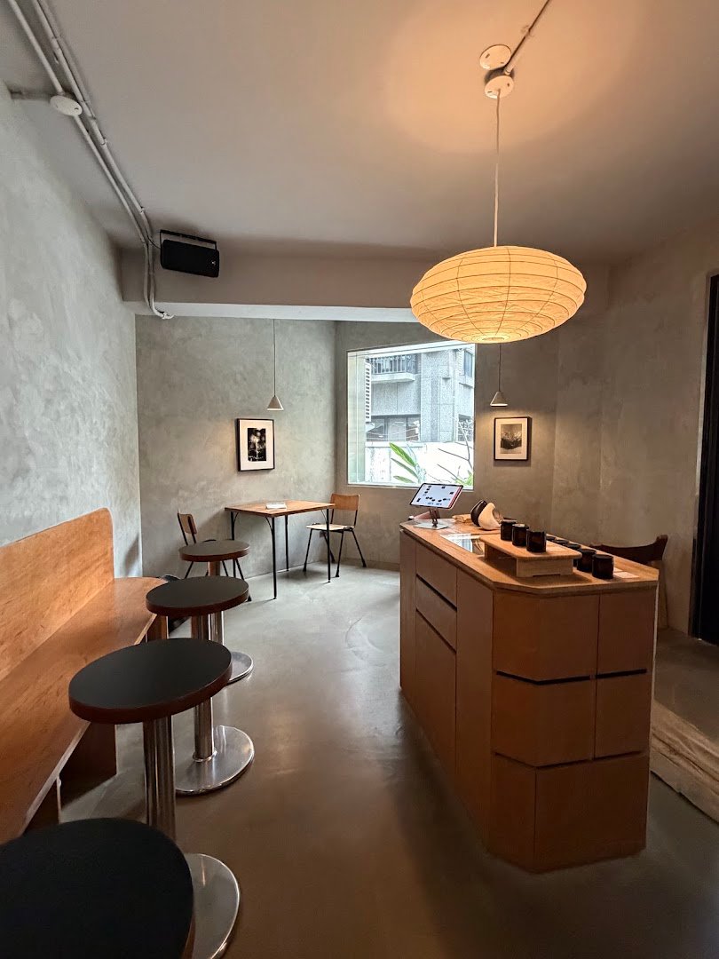 noon specialty coffee shop in Taipei - photo 4