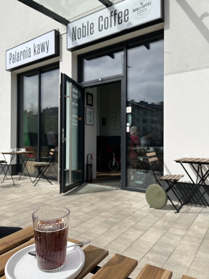 Storefront of Noble Coffee Bielany, specialty coffee shop in Warsaw