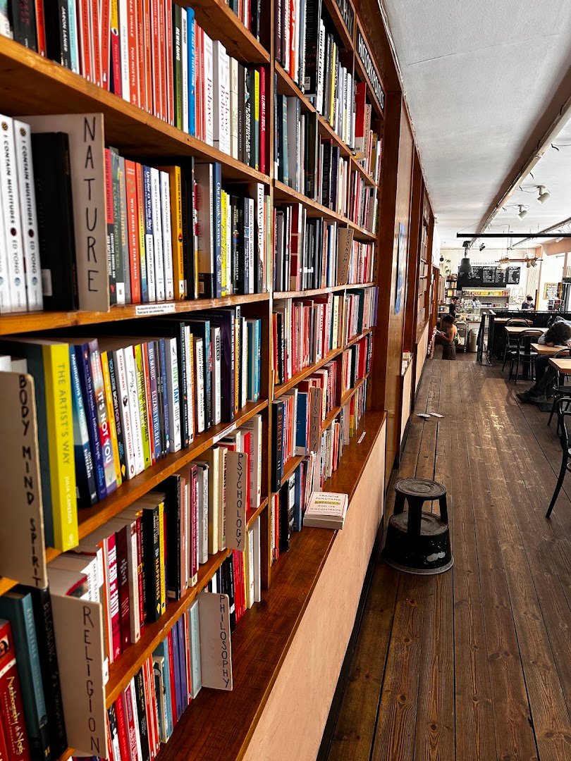Shakespeare & Sons - Fine Bagels specialty coffee shop in Berlin - photo 7