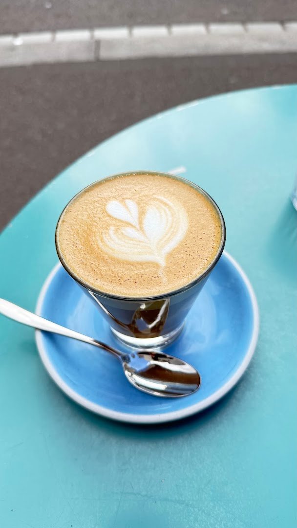 Coffee at Bros Beans & Beats, specialty coffee shop in Zurich