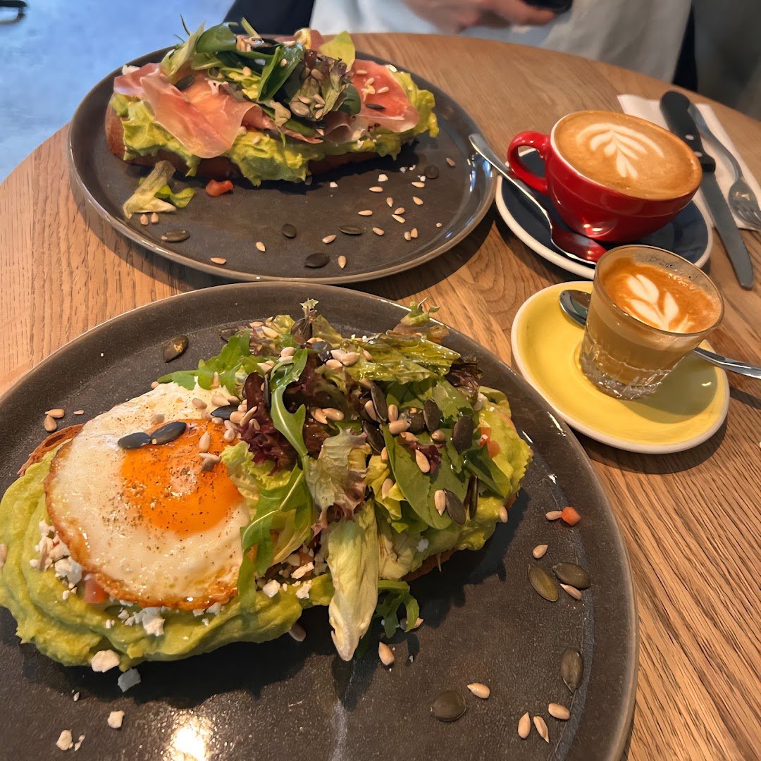 Food at Bros Beans & Beats, specialty coffee shop in Zurich