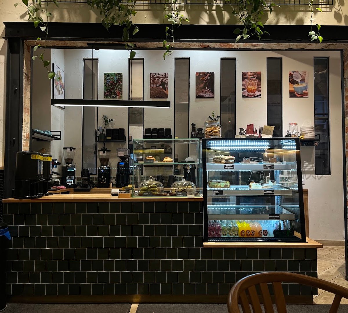 Interior of El Cafetero Emilii Plater, specialty coffee shop in Warsaw